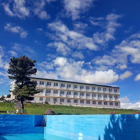 Tsalka Hotell Eksteriør bilde