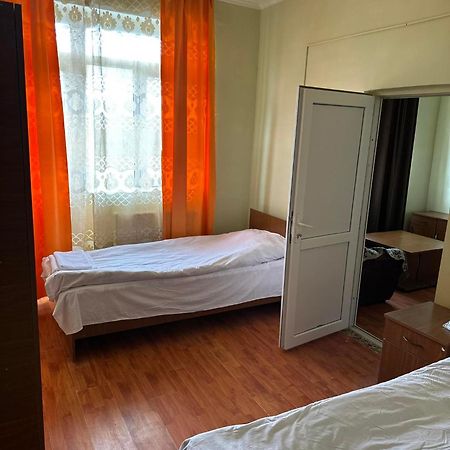 Tsalka Hotell Eksteriør bilde