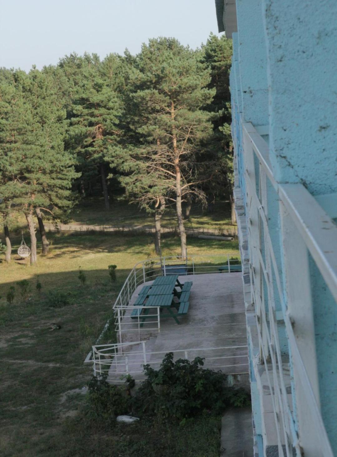 Tsalka Hotell Eksteriør bilde